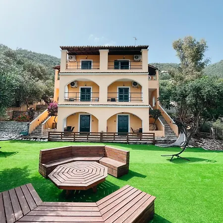 Silent Bay Apartments Katavolos Exterior photo