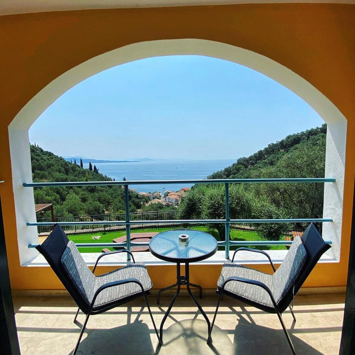 Silent Bay Katavolos