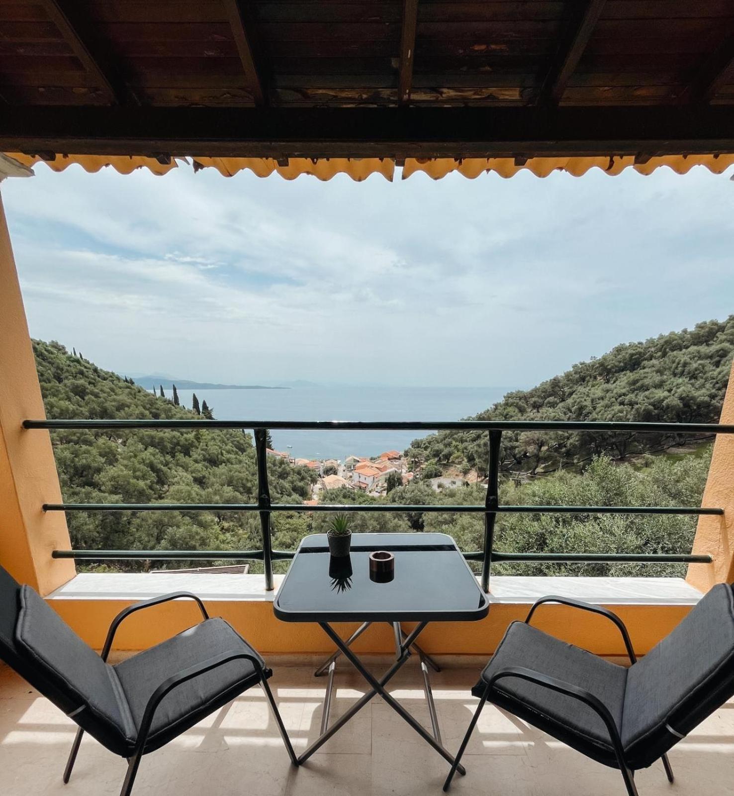 Apartment Silent Bay Katavolos