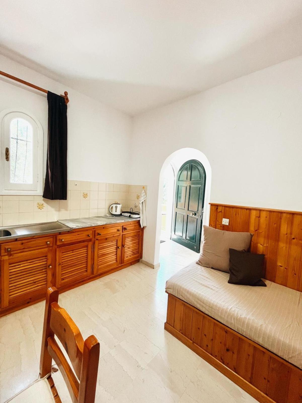 Apartment Silent Bay Katavolos